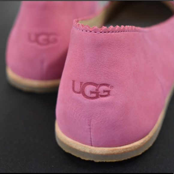 UGG Shoes - UGG Spring Flats 🌸 NEW